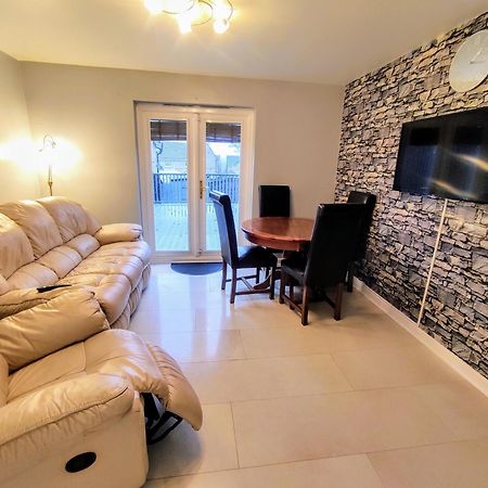 High Rigg House Bradford - Luxury Accomodation With Private Parking Idle Εξωτερικό φωτογραφία