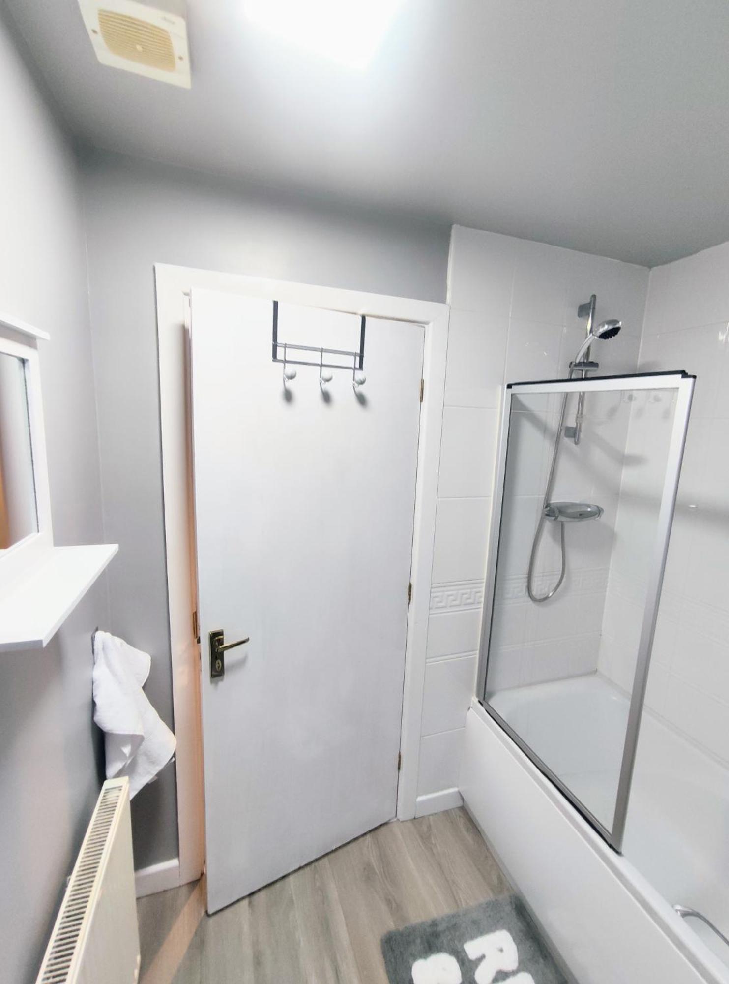 High Rigg House Bradford - Luxury Accomodation With Private Parking Idle Εξωτερικό φωτογραφία